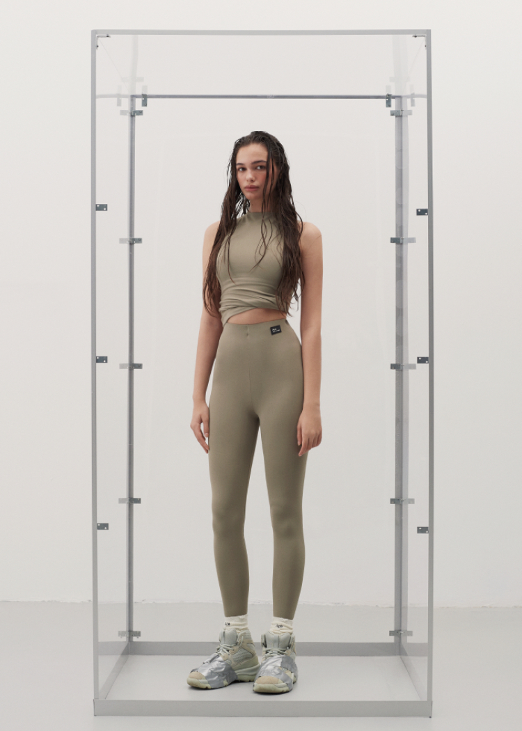 Essential high-waisted leggings olive