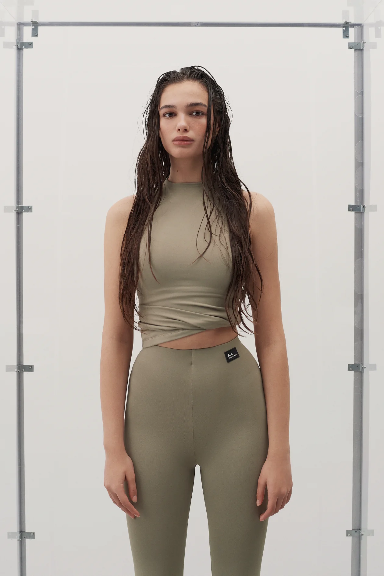 Essential High-Waisted Leggings Olive