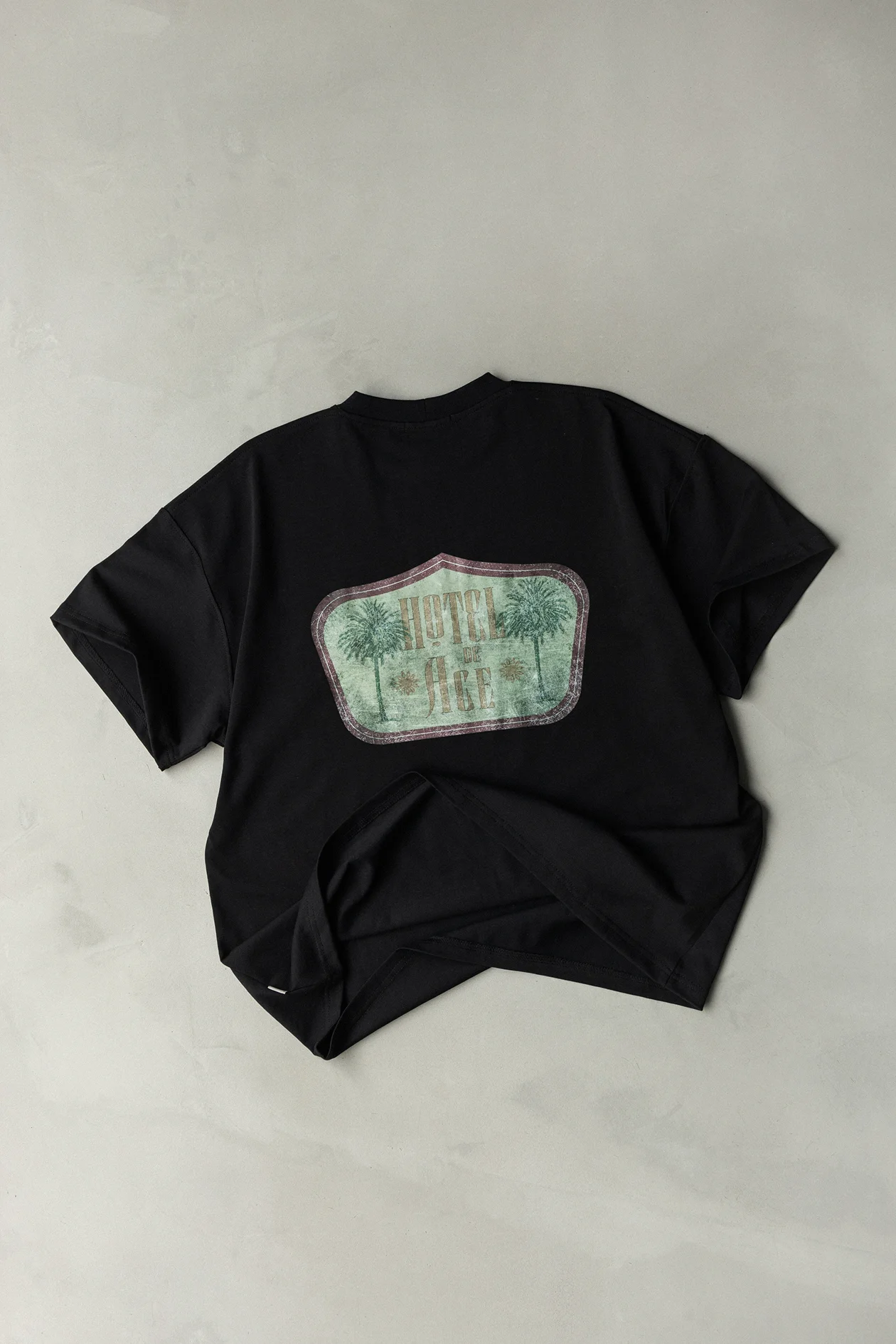 Men's Hotel Green Logo T-Shirt Black