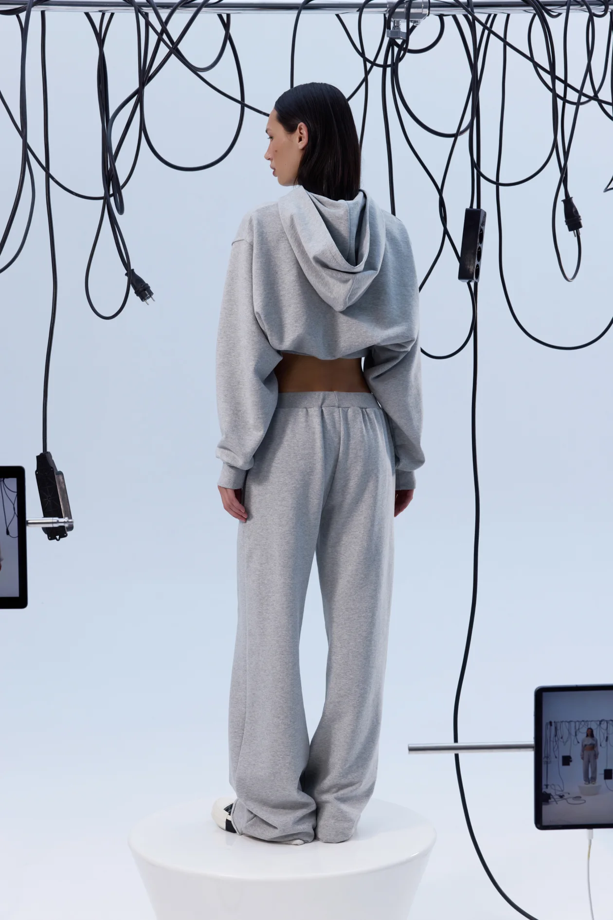 Garde-Robe Wide-Waistband Hoodie Gray Melange