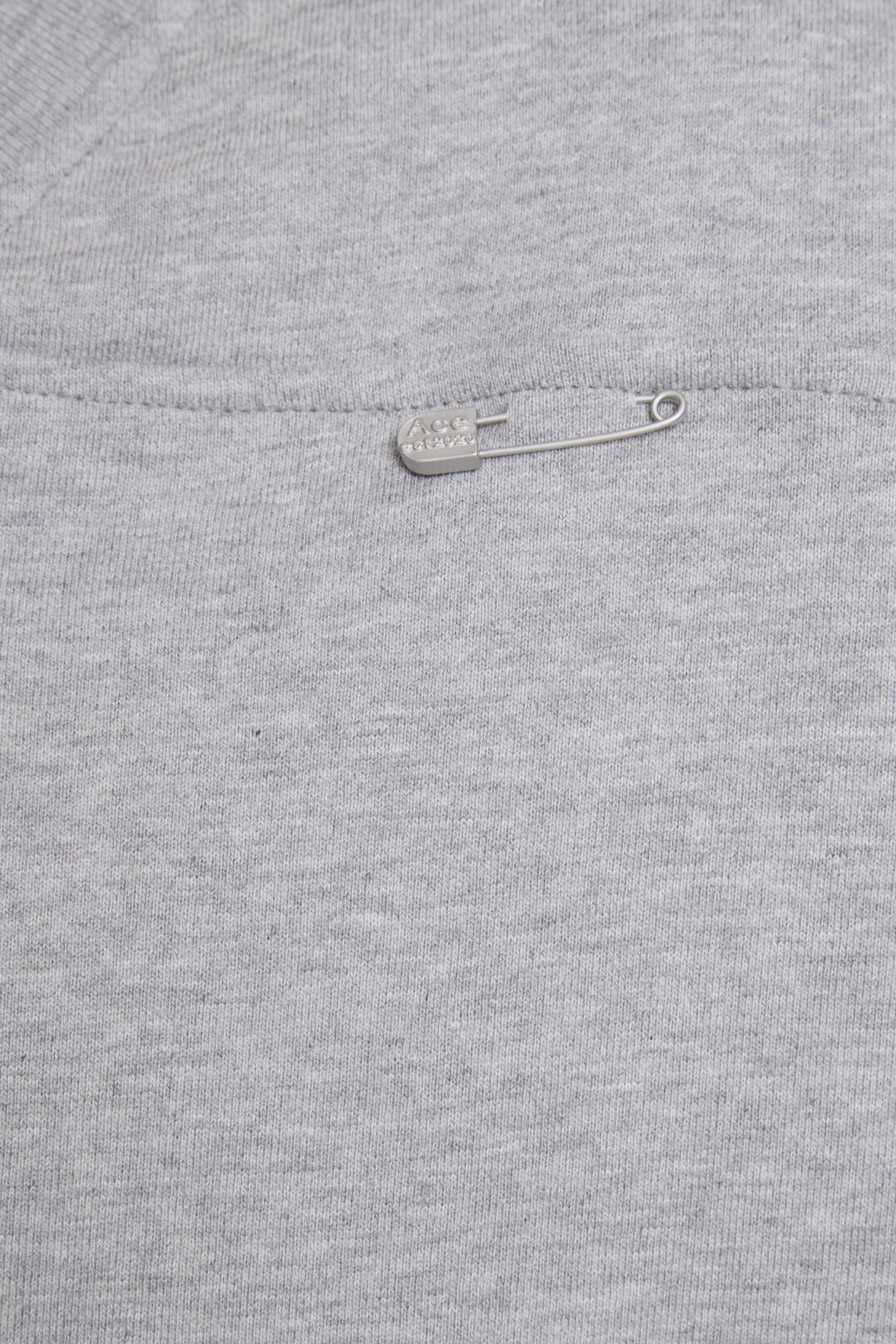 Ace Pin Sweatshirt Gray